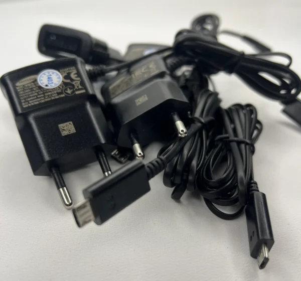 شارژر سامسونگ مدل i9000 با کابل میکرو - تصویر 8